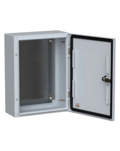 ЩМП-40.30.15 TITAN 5 УХЛ1 IP66 400x300x150 (TI5-10-N-040-030-015-66). Шкаф металлический с монтажной платой. IEK в Рязани