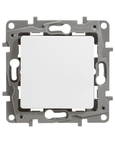 Переключатель 10AX-250В ETIKA, белый (672205). Выключатель. LegranD в Рязани