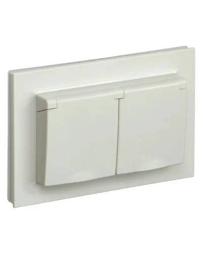 Розетка 2-местная с з/к РСбш12-3-44-БрКр бежевый BRITE (BR-R26-16-44-K10-F). Розетка с заземлением с защитными шторками и крышкой в сборе. IEK в Рязани